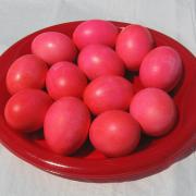 As well as φακή, these dyed eggs are also an Easter tradition. Photo: Flickr, abbyladybug