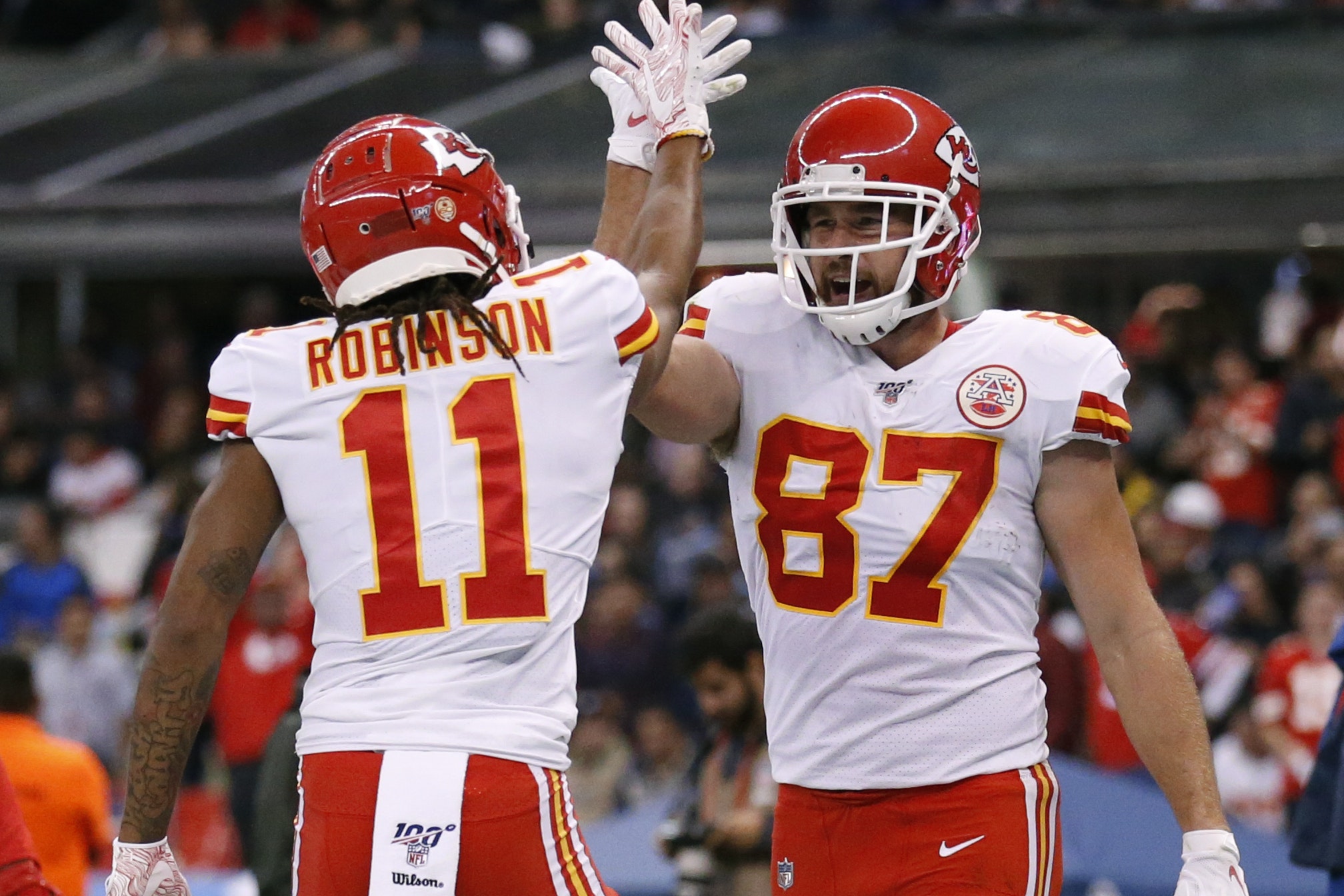 Chiefs hold off Chargers in Mexico City - Wirral Globe
