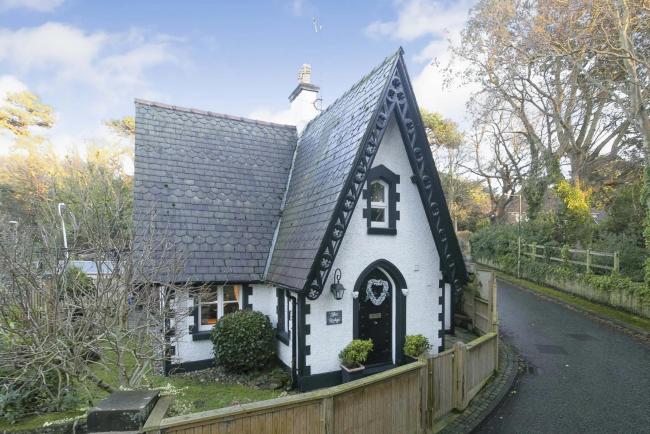 Wirral Globe property of the week: West Kirby cottage with 