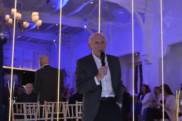Football legend Peter Reid's night of nostalgia helped raised funds for Wirral dad Chris Mountford, who was diagnosed with brain tumour