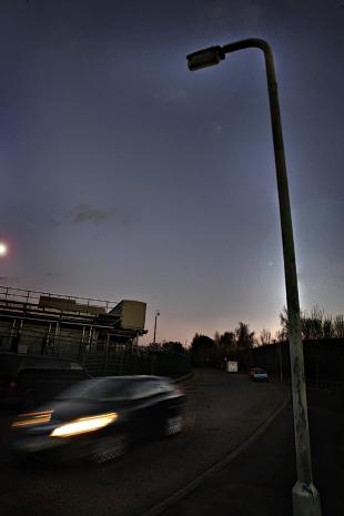 More than 2,200 street lights in Wirral are out of action