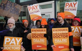 Junior doctors are seeking a pay rise.