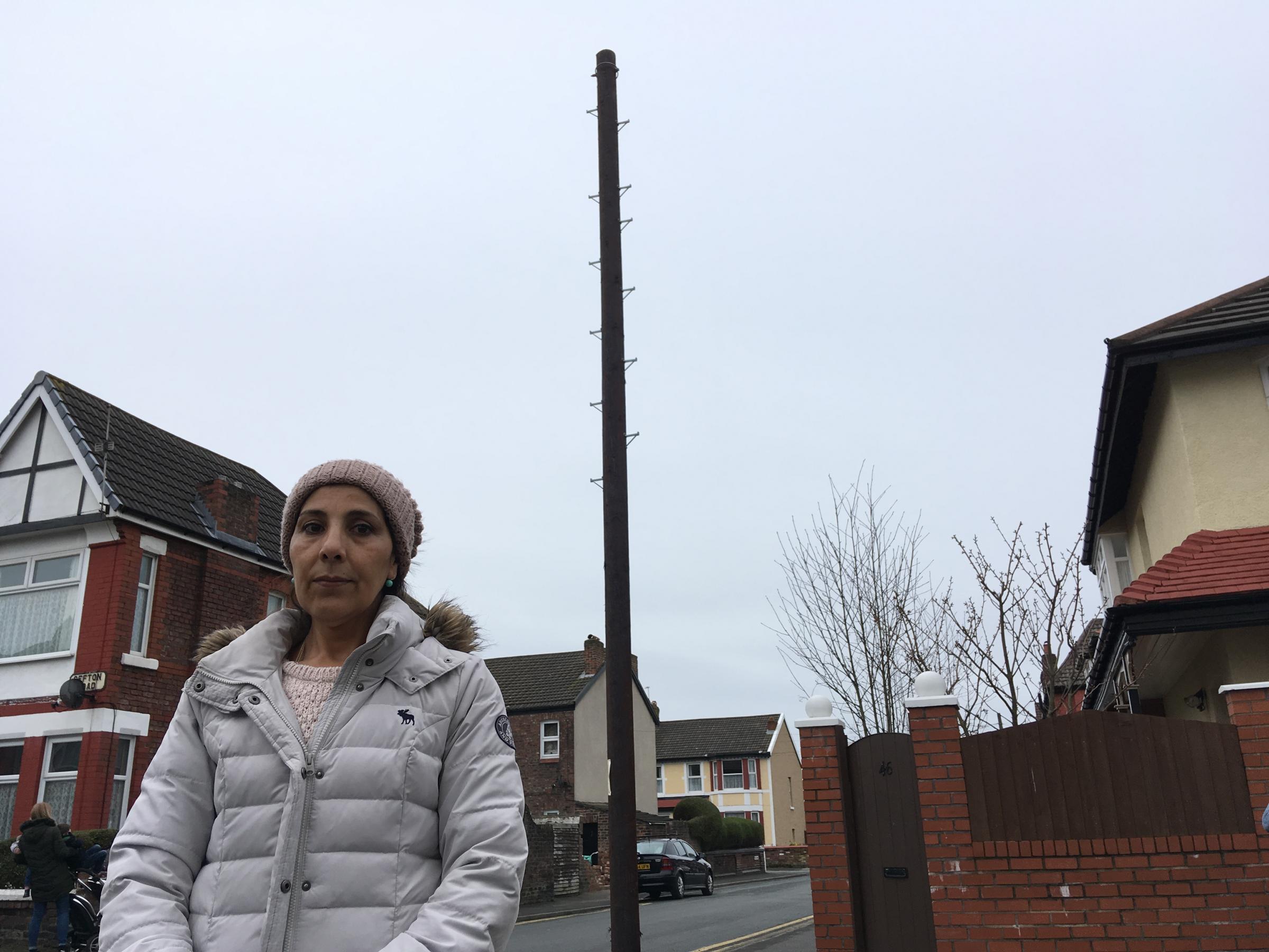 Hundreds of people call for 'intimidating' pole to be removed